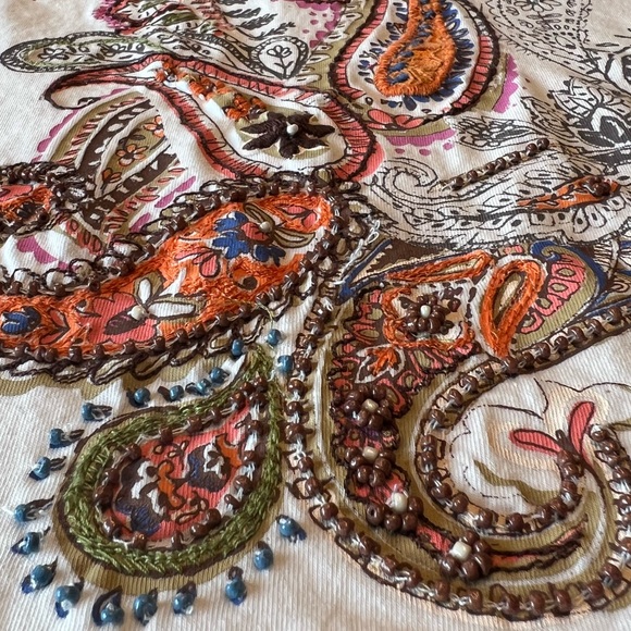 Mandala Design Top by LLOYDS - Picture 8 of 11